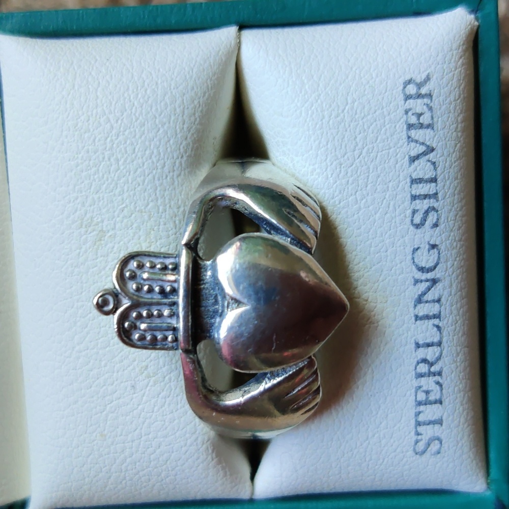 Men's Sterling Silver Claddagh Ring